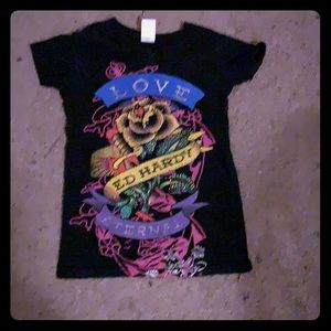 Girls size 7 Ed hardy tee
